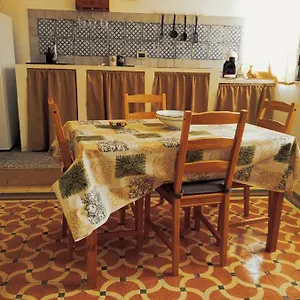 https://a-due-passi-dal-porto.sicilyhotelsitaly.net